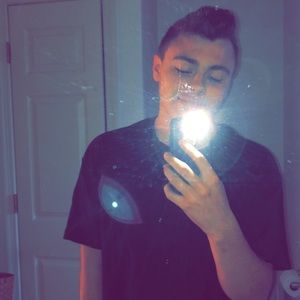 Meet your Posher, Connor